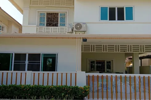 3 Bedroom House for sale in Preecha Rom Klao, Saen Saep, Bangkok