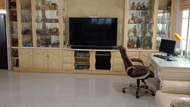 3 Bedroom House for sale in Preecha Rom Klao, Saen Saep, Bangkok