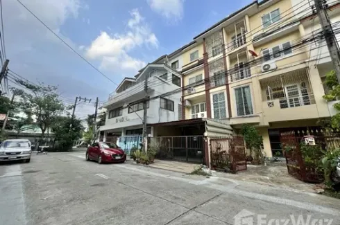 3 Bedroom Townhouse for sale in KRONGTHONG TROPICAL, Suan Luang, Bangkok