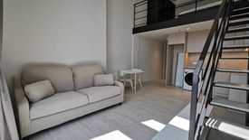 1 Bedroom Condo for rent in The Lofts Silom, Silom, Bangkok near BTS Surasak