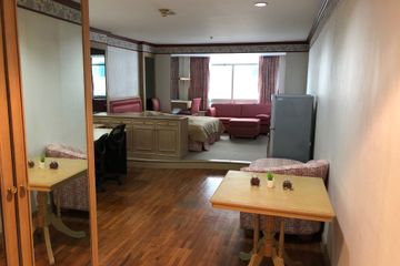 1 Bedroom Condo for rent in Jewelry Trade Center, Suriyawong, Bangkok near BTS Surasak