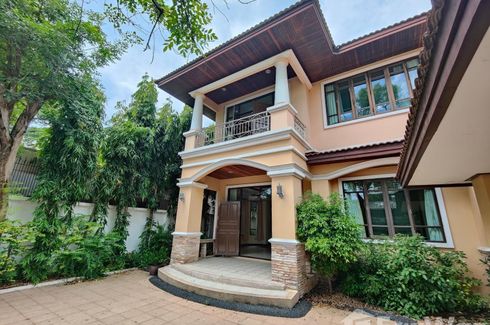 4 Bedroom House for rent in Phra Khanong Nuea, Bangkok near BTS Phra Khanong