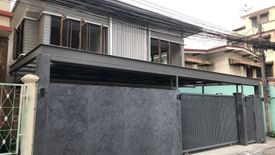 3 Bedroom House for rent in Wong Sawang, Bangkok near MRT Wong Sawang