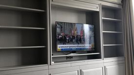 1 Bedroom Condo for sale in Noble Ploenchit, Lumpini, Bangkok near BTS Ploen Chit