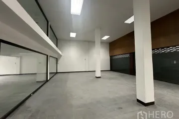 Office for rent in Khlong Toei, Bangkok near MRT Khlong Toei