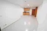 1 Bedroom Condo for rent in Klongjan Place, Khlong Chan, Bangkok near MRT Lam Sali