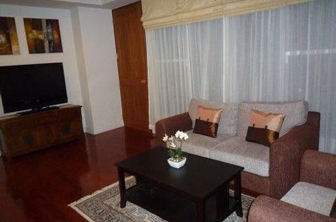 2 Bedroom Condo for rent in Baan Thanon Sarasin, Langsuan, Bangkok near MRT Silom