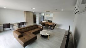 3 Bedroom Condo for rent in Queens Park View, Khlong Tan, Bangkok near BTS Phrom Phong