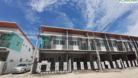 3 Bedroom Townhouse for sale in Baan Un Ai Rak, Nong Mai Daeng, Chonburi