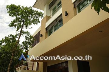 5 Bedroom House for rent in Phra Khanong, Bangkok near BTS Phra Khanong
