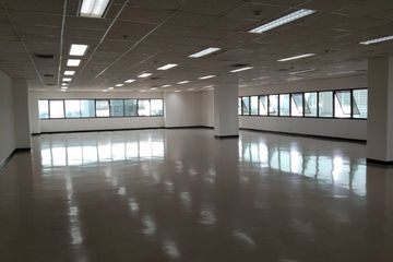 Office for sale in Sorachai Building Sukhumvit, Khlong Tan Nuea, Bangkok near BTS Ekkamai