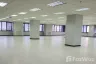 Office for sale in CHAMNAN PHENJATI BUSINESS CENTER, Huai Khwang, Bangkok near MRT Phra Ram 9