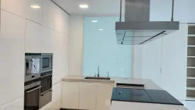 5 Bedroom House for sale in Srinakarin Park, Bang Na, Bangkok near MRT Si Iam