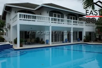 4 Bedroom House for sale in Na Kluea, Chonburi