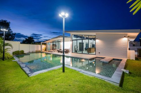 5 Bedroom House for sale in Thap Tai, Prachuap Khiri Khan