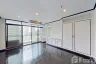 2 Bedroom Condo for rent in Baan Prompong, Khlong Tan Nuea, Bangkok