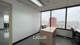 Office for rent in Huai Khwang, Bangkok near MRT Huai Khwang