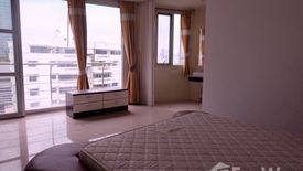 3 Bedroom Condo for sale in Khlong Toei Nuea, Bangkok near MRT Sukhumvit