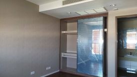 2 Bedroom Condo for sale in Menam Residences Condominium, Wat Phraya Krai, Bangkok