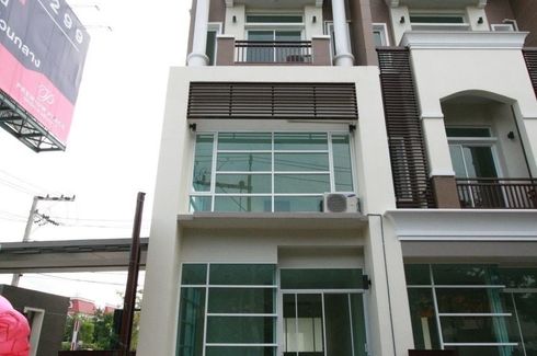 3 Bedroom Townhouse for rent in Premium Place Ekamai - Rarm Intra 2, Nuan Chan, Bangkok