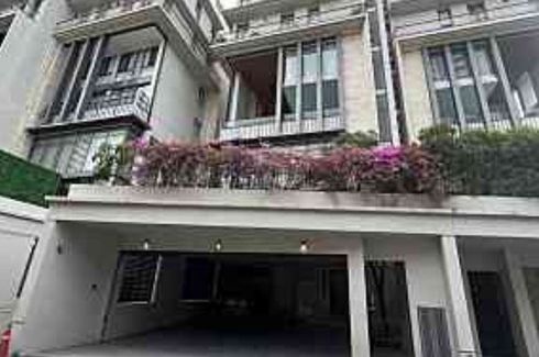 4 Bedroom Townhouse for rent in 749 Residence, Khlong Tan Nuea, Bangkok near BTS Phrom Phong