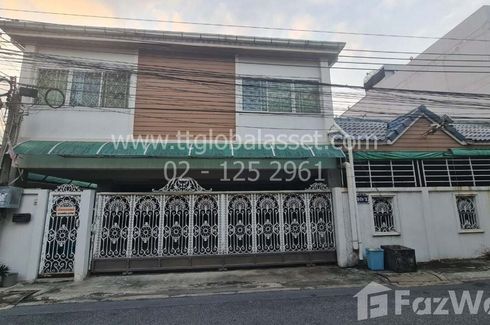 4 Bedroom House for sale in Phiboon Wattana, Sam Sen Nai, Bangkok near BTS Ari