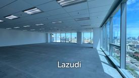 Office for rent in AIA Capital Center, Din Daeng, Bangkok near MRT Thailand Cultural Centre