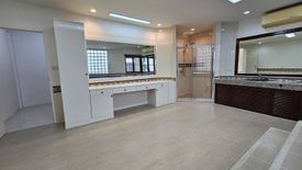 4 Bedroom House for rent in Khlong Tan Nuea, Bangkok near BTS Thong Lo