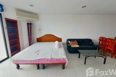 2 Bedroom Condo for rent in Bangna Complex, Bang Na, Bangkok near MRT Si Iam