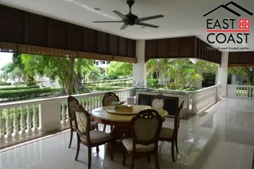 4 Bedroom Condo for sale in Na Jomtien, Chonburi