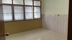 3 Bedroom Townhouse for rent in Din Daeng, Bangkok near MRT Phra Ram 9