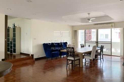 4 Bedroom Condo for rent in Charan Mansion, Khlong Toei Nuea, Bangkok near MRT Sukhumvit