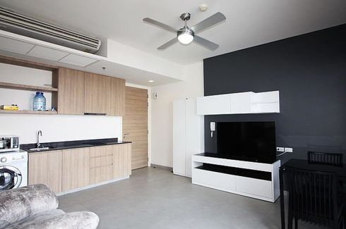 1 Bedroom Condo for sale in Zire Wongamat, Na Kluea, Chonburi