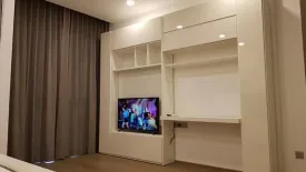 1 Bedroom Condo for sale in Si Phraya, Bangkok near MRT Sam Yan