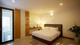 3 Bedroom Condo for rent in Thavee Yindee Residence, Khlong Tan Nuea, Bangkok