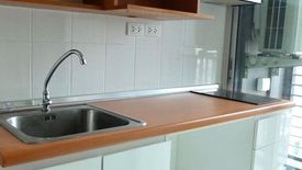 1 Bedroom Condo for sale in Pak Khlong Phasi Charoen, Bangkok near MRT Bang Wa