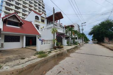 3 Bedroom Townhouse for sale in Nong Kae, Prachuap Khiri Khan