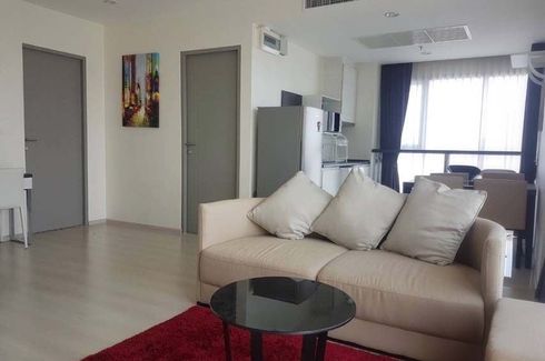 2 Bedroom Condo for sale in Life Ratchadapisek, Huai Khwang, Bangkok near MRT Huai Khwang