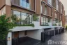3 Bedroom Townhouse for sale in Galeria Sukhumvit 64, Bang Chak, Bangkok near BTS Punnawithi