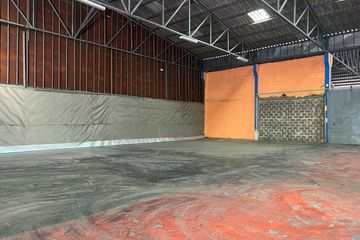 Warehouse / Factory for rent in Phraek Sa, Samut Prakan