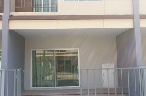 3 Bedroom Townhouse for sale in Villette Lite Pattanakarn 38, Suan Luang, Bangkok