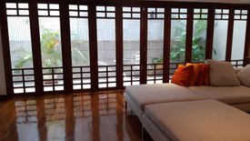 5 Bedroom Townhouse for rent in Khlong Toei Nuea, Bangkok near MRT Sukhumvit