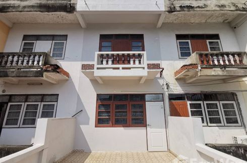 4 Bedroom Townhouse for sale in Bang Waek, Bangkok