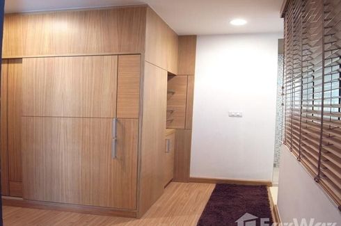 2 Bedroom Condo for rent in The Rajdamri, Pathum Wan, Bangkok near BTS Ratchadamri