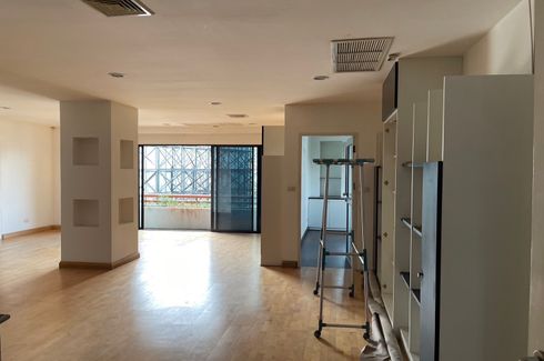 3 Bedroom Condo for sale in La Maison Ruamrudee, Langsuan, Bangkok near BTS Ploen Chit