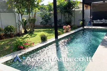 5 Bedroom House for Sale or Rent in Phra Khanong, Bangkok near BTS Ekkamai