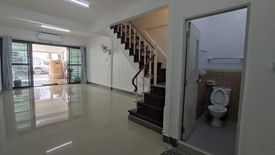 3 Bedroom Townhouse for rent in Bang Mot, Bangkok