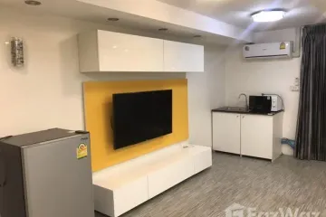 1 Bedroom Condo for rent in Family Town, Sam Sen Nai, Bangkok near BTS Saphan Kwai