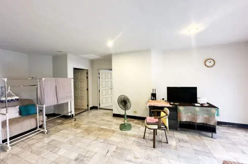 2 Bedroom Condo for sale in Fifty Fifth Tower, Khlong Tan Nuea, Bangkok near BTS Thong Lo