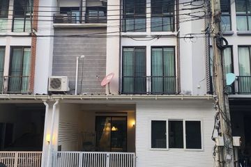 3 Bedroom Townhouse for rent in AREEYA MOVA KASET-NAWAMINTR, Chorakhe Bua, Bangkok